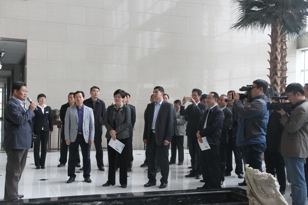 1460018002781648.jpg IMG_3640.JPG